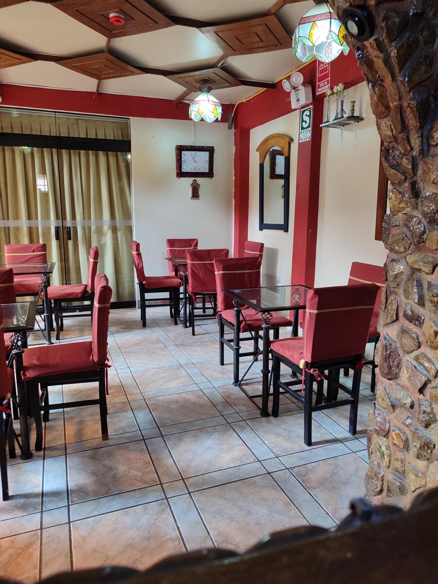 Andean Hostel Уарас Экстерьер фото