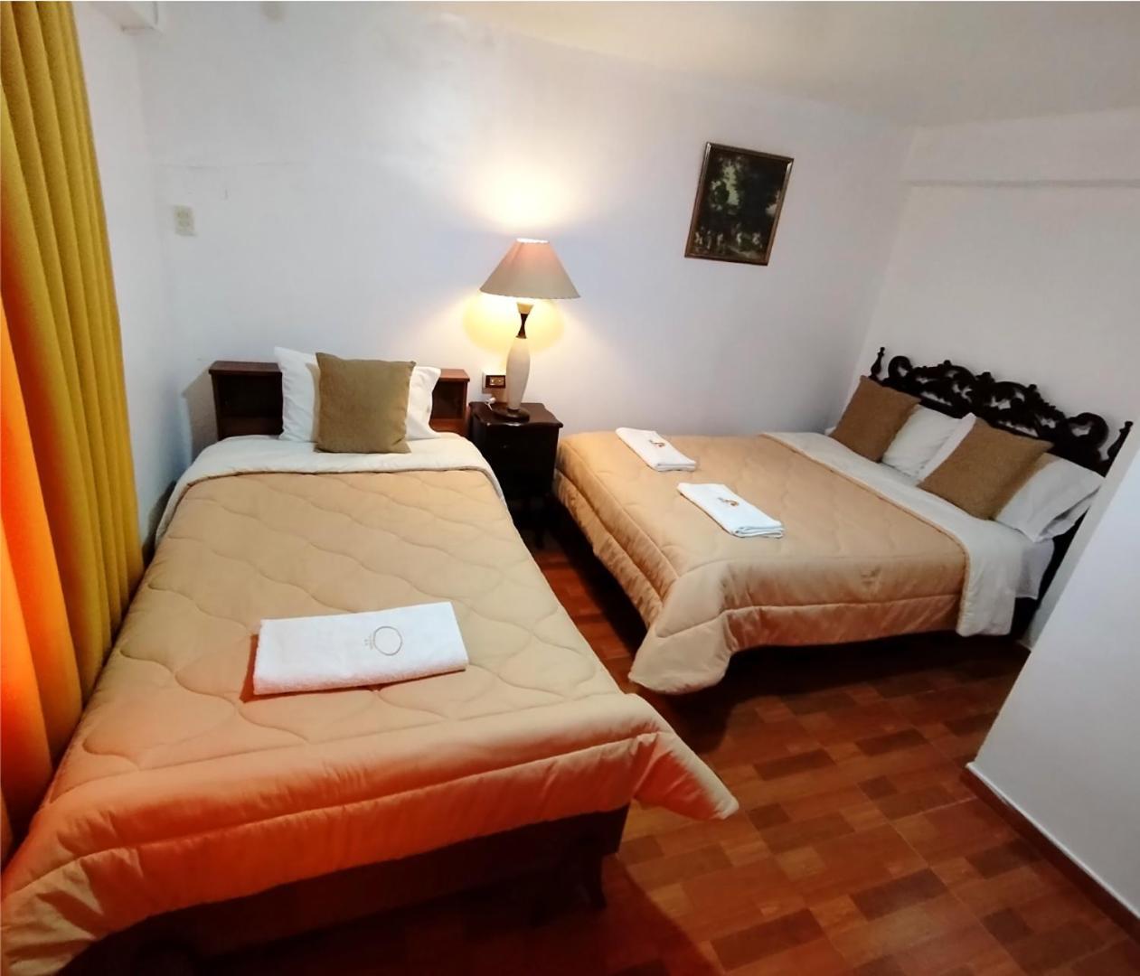 Andean Hostel Уарас Экстерьер фото